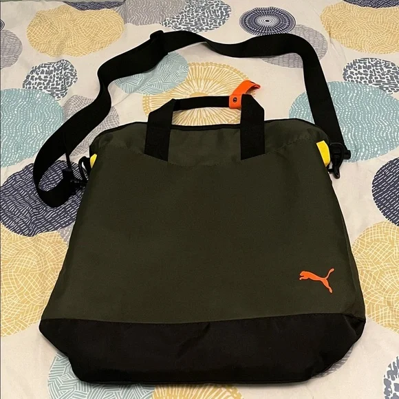 Puma Men's Olive and Black Messenger Bag like new - Picture 4 of 11